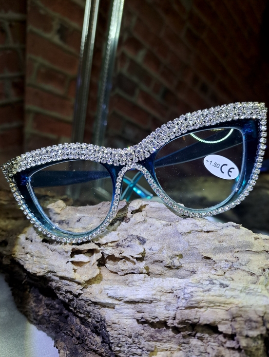 Accessories - 1:50 Blue Rhinestone Cat-Eye READING
